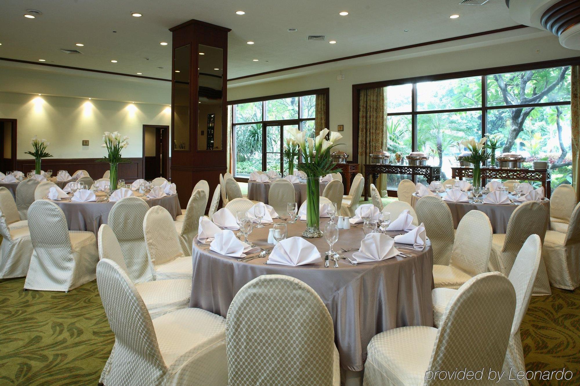 Intercontinental Manila Hotel Makati City Restaurant foto