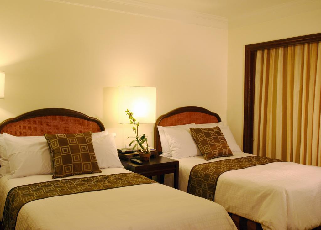 Intercontinental Manila Hotel Makati City Kamer foto